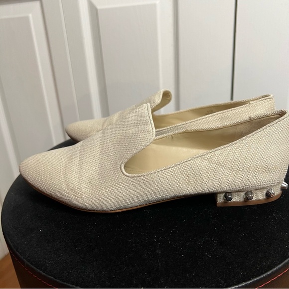Marc Fisher Beige natural slip on abree flats studded low heel women shoes 6.5 - Picture 5 of 15